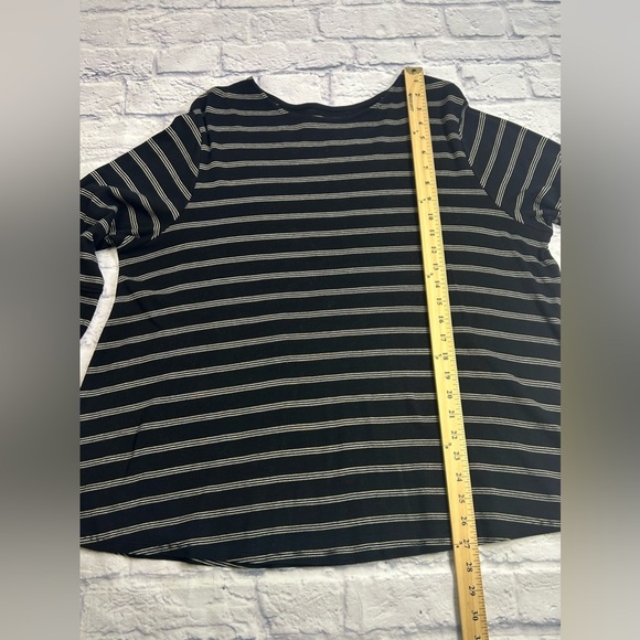 J. Jill Black Tee with White/Tan Stripes. 3/4 Length Bell Sleeve. Size 2X - Picture 7 of 9